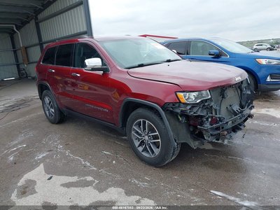 1C4RJFBG2JC****** 2018 Jeep Grand Cherokee