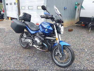 WB1049009DZ****** 2013 BMW R1200
