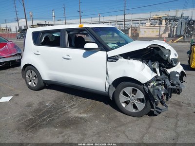 KNDJN2A24G7****** 2016 Kia Soul
