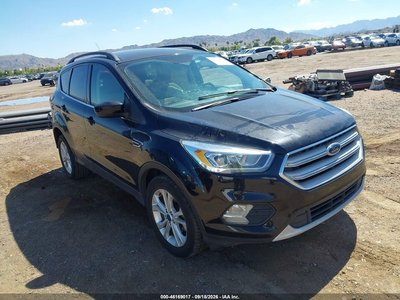 1FMCU0HD1KU****** 2019 Ford Escape