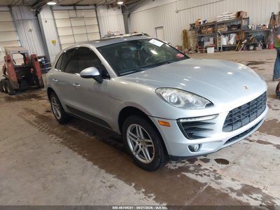 WP1AA2A54HL****** 2017 Porsche Macan