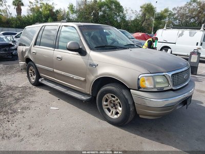 1FMRU15W21L****** 2001 Ford Expedition