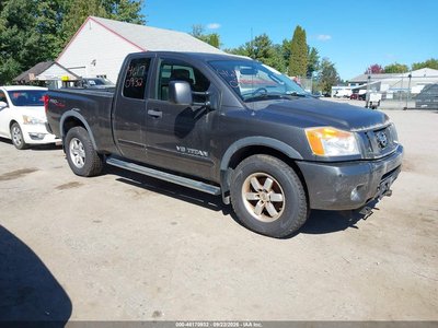 1N6AA0CC4AN****** 2010 Nissan Titan