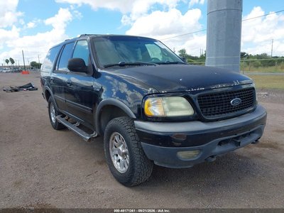1FMFU16L62L****** 2002 Ford Expedition