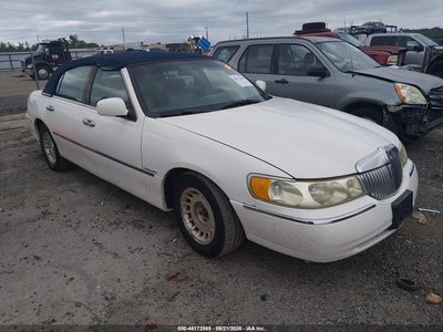 1LNFM81W8WY****** 1998 Lincoln Town Car