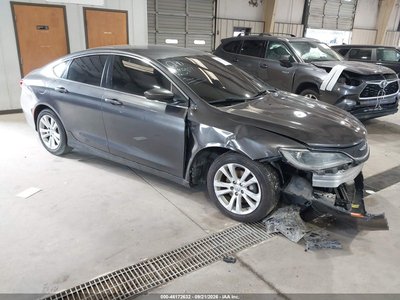 1C3CCCAB2FN****** 2015 Chrysler 200