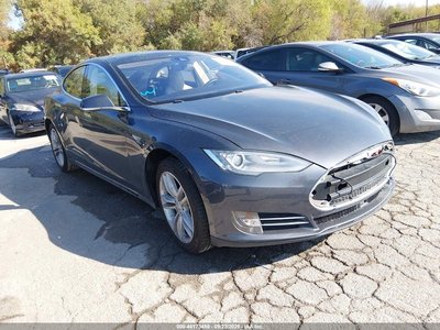 5YJSA1H11FF****** 2015 Tesla Model S