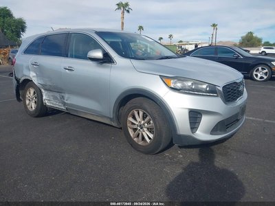 5XYPG4A52KG****** 2019 Kia Sorento