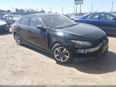 2HGFC2F53JH****** 2018 Honda Civic