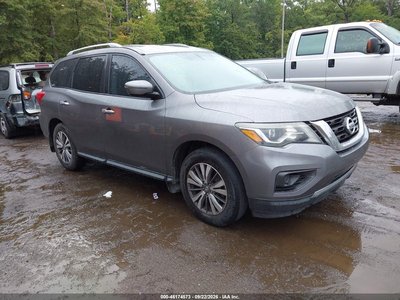 5N1DR2MN3HC****** 2017 Nissan Pathfinder