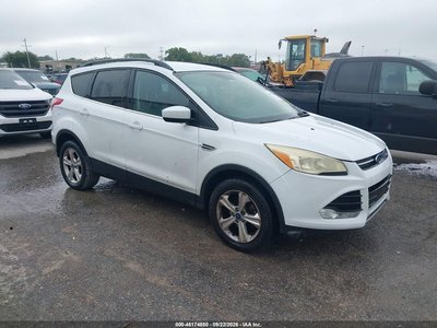 1FMCU0GXXGU****** 2016 Ford Escape