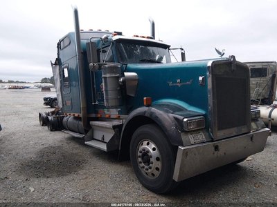 1XKWDB9X7XR****** 1999 Kenworth Construction
