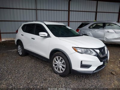 KNMAT2MV7HP****** 2017 Nissan Rogue