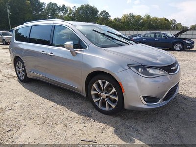 2C4RC1GG6JR****** 2018 Chrysler Pacifica