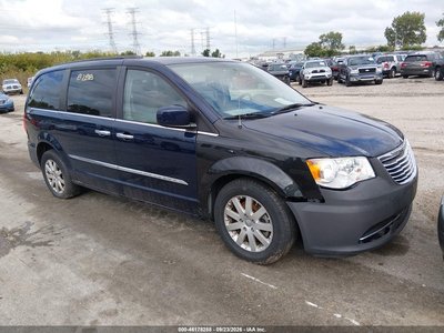 2C4RC1BG0GR****** 2016 Chrysler Town & Country