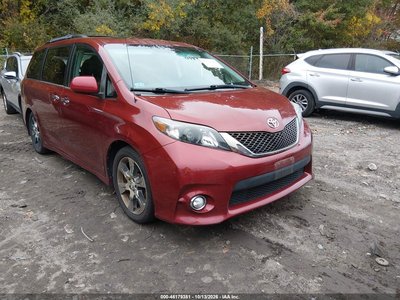 5TDXK3DC9DS****** 2013 Toyota Sienna