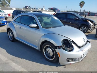 3VWJP7AT9CM****** 2012 Volkswagen Beetle