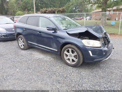 YV4902RC7F2****** 2015 Volvo XC60