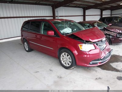 2C4RC1BG7GR****** 2016 Chrysler Town & Country