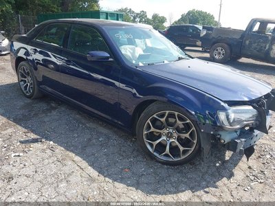 2C3CCABG0GH****** 2016 Chrysler 300