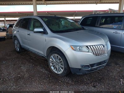 2LMDJ6JK7CB****** 2012 Lincoln MKX