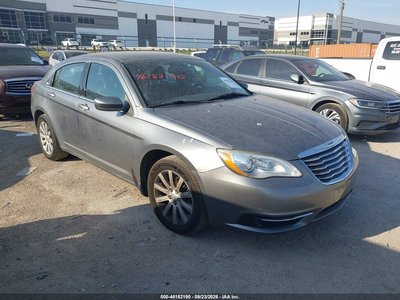 1C3BC1FB7BN****** 2011 Chrysler 200