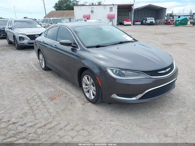 1C3CCCAB4FN****** 2015 Chrysler 200