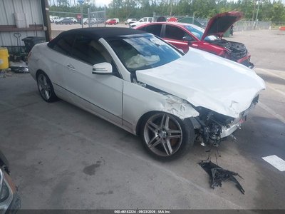WDDKK5KF7DF****** 2013 Mercedes-Benz E-Class