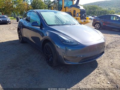 7SAYGDEE9PF****** 2023 Tesla Model Y