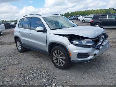 WVGAV7AX8HK****** 2017 Volkswagen Tiguan