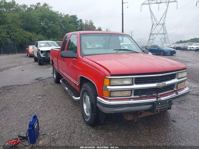 2GCEK19RXW1****** 1998 Chevrolet K1500