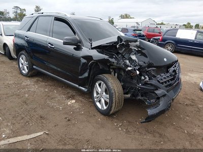 4JGDA5HB5FA****** 2015 Mercedes-Benz M-Class