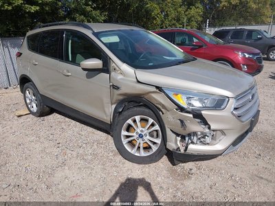 1FMCU0GD0JU****** 2018 Ford Escape