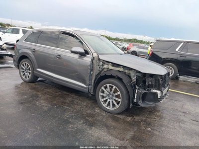 WA1LAAF78KD****** 2019 Audi Q7