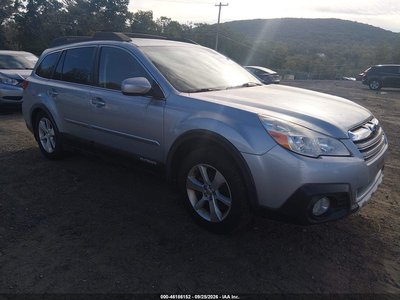 4S4BRBNC4E3****** 2014 Subaru Outback