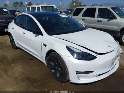 5YJ3E1EBXNF****** 2022 Tesla Model 3