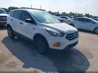 1FMCU0F79JU****** 2018 Ford Escape