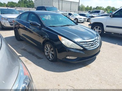 5NPEC4AC0BH****** 2011 Hyundai Sonata