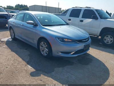 1C3CCCAB6FN****** 2015 Chrysler 200