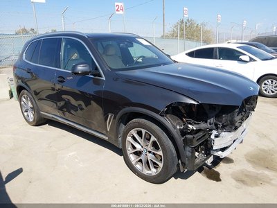5UXCR4C03N9****** 2022 BMW X5