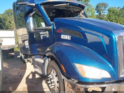 1XPBDP9X0PD****** 2023 Peterbilt 579