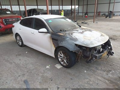 5XXGT4L3XJG****** 2018 Kia Optima