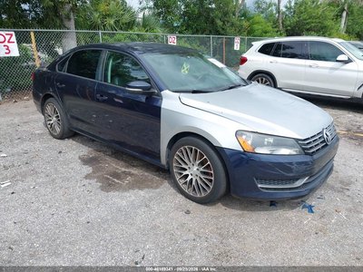 1VWAT7A38FC****** 2015 Volkswagen Passat