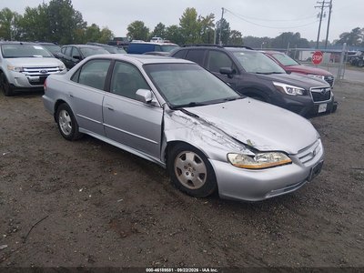 1HGCG165X2A****** 2002 Honda Accord