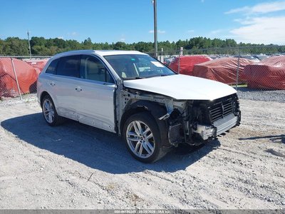 WA1VAAF77JD****** 2018 Audi Q7