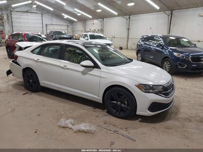 3VW7M7BU0RM****** 2024 Volkswagen Jetta