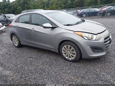 KMHD35LH6GU****** 2016 Hyundai Elantra