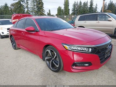 1HGCV1F33JA****** 2018 Honda Accord