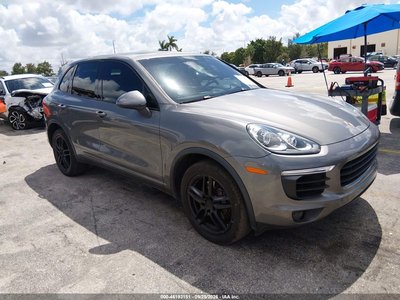 WP1AB2A26GL****** 2016 Porsche Cayenne