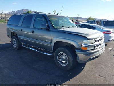 3GNGK26U5YG****** 2000 Chevrolet Suburban